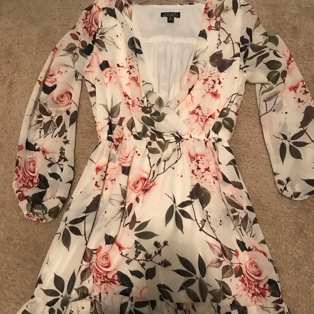 Sheer long sleeve Cream floral dress
